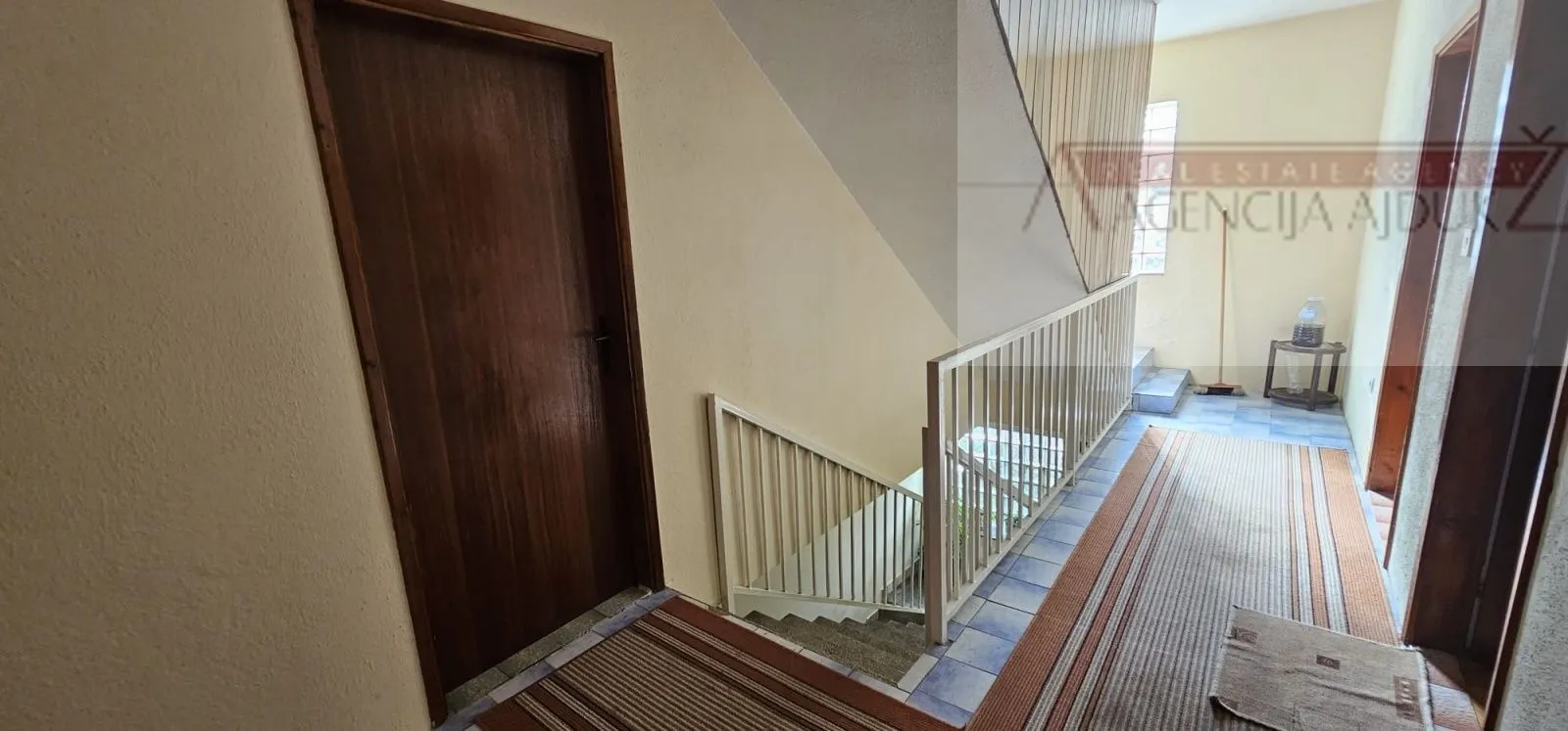 imotski donji proložac kuća 187 m2 - povoljno - slika 12
