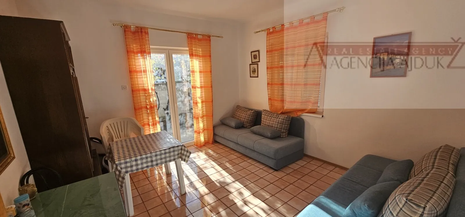 biograd na moru kuća 200 m2 + okućnica - novo u ponudi - slika 8