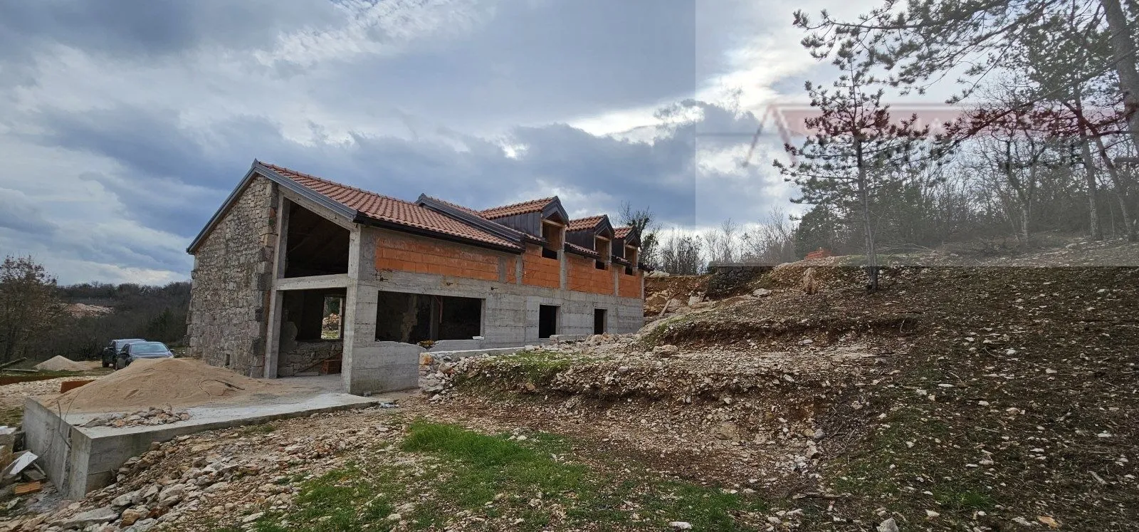 imotski kuća za odmor u izgradnji 300 m2 - parcela 4300 m2 - intima - slika 7