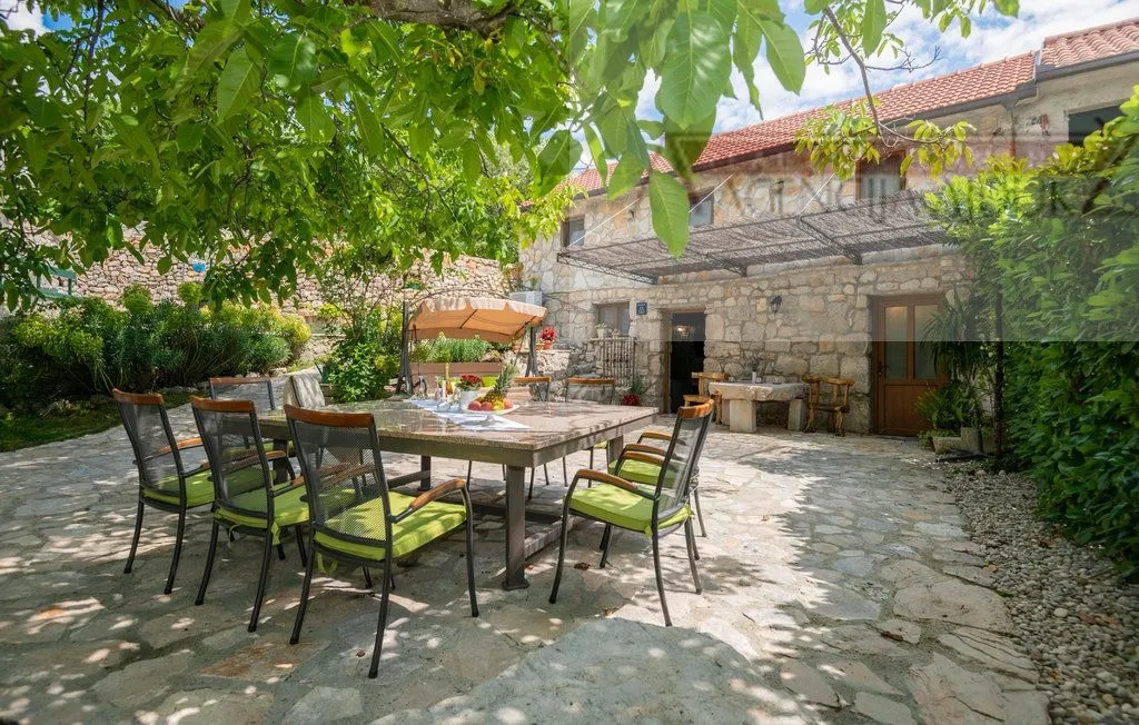 imotski kompleks kuća za odmor - top lokacija - intima - slika 10