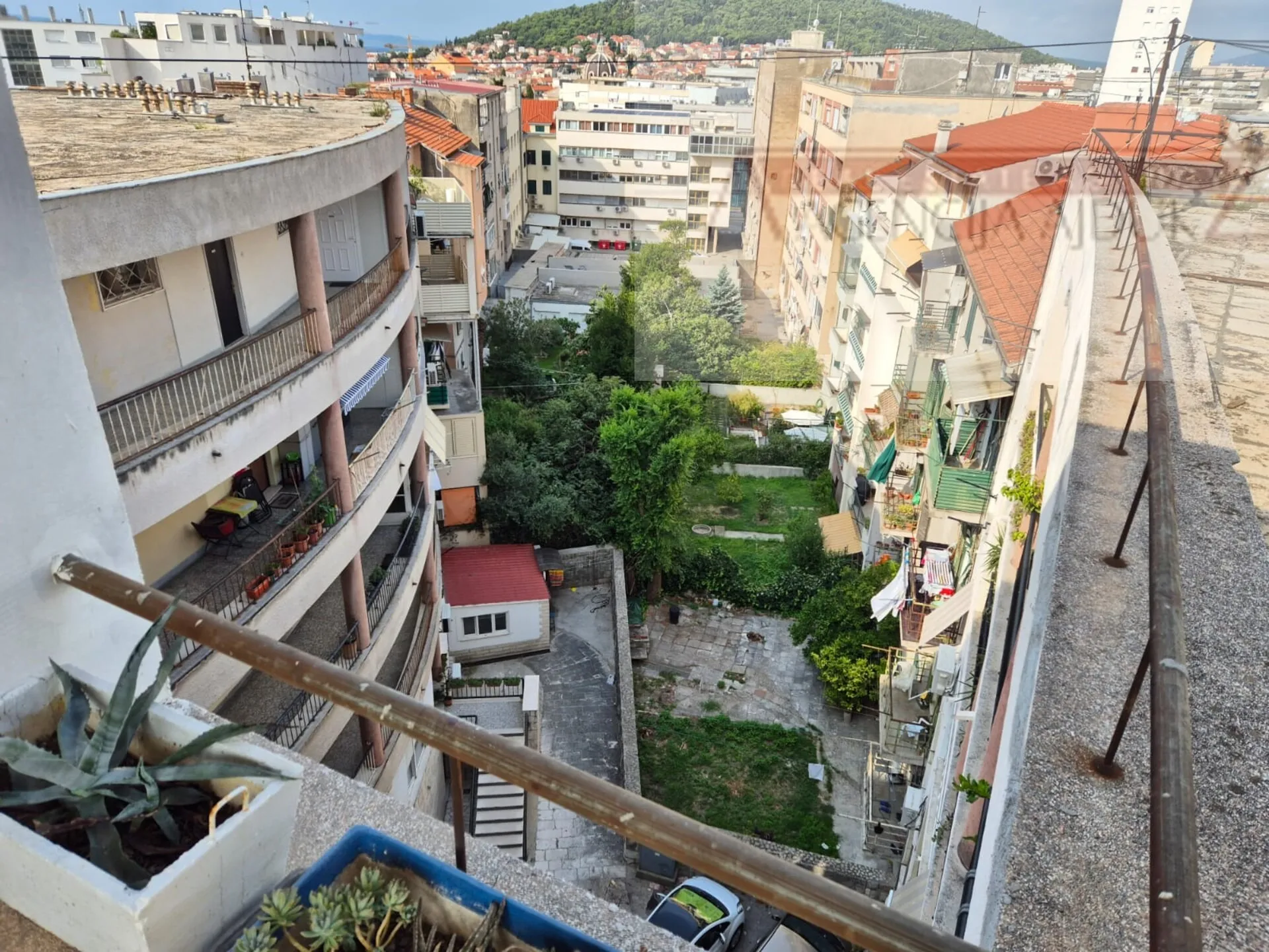split gundulićeva najam stana 65,88 m2 - dugoročno! - slika 6
