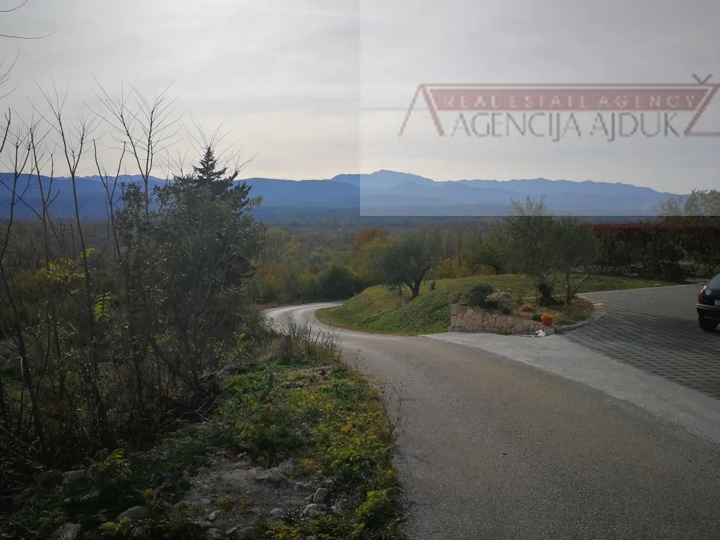 Imotski Vinjani građ zem 2850 m2 blizina grada - Donji Vinjani, Imotski