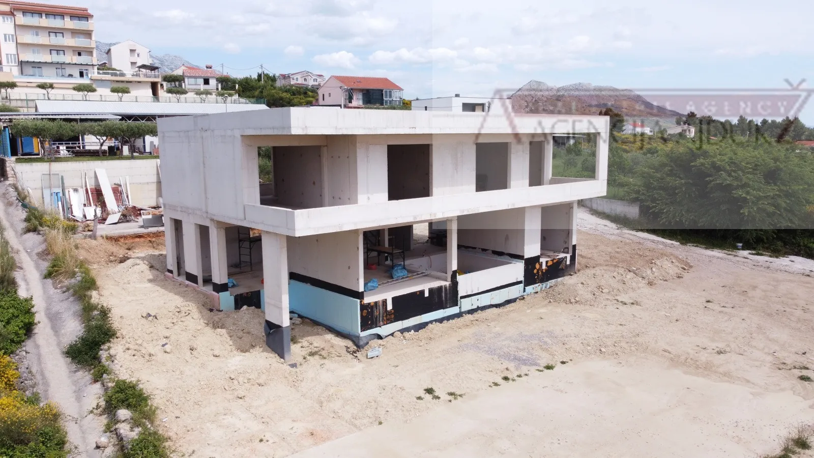 solin mravince moderna vila u izgradnji 521 m2 na parceli od 1473 m2 - slika 6