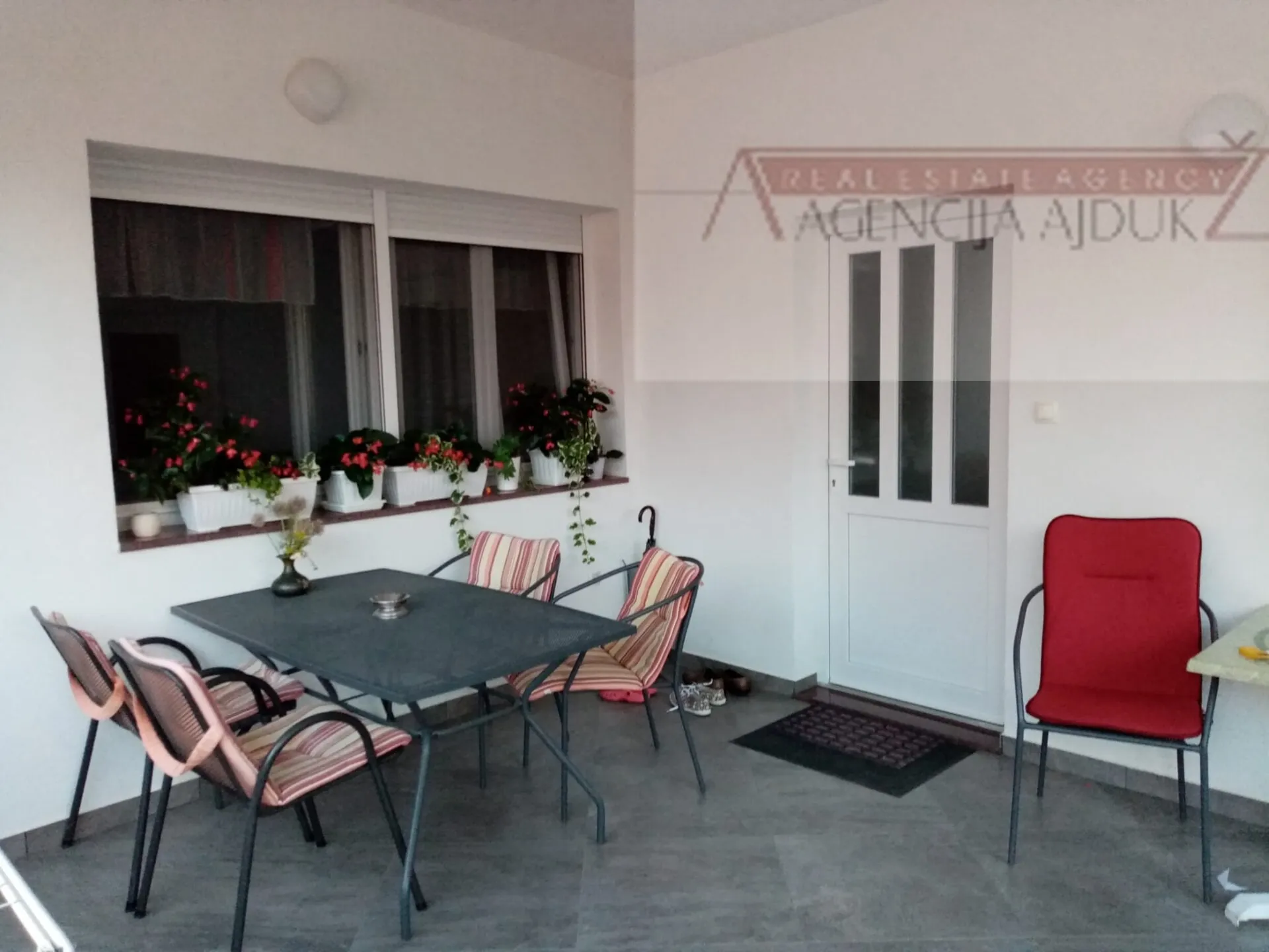 imotski proložac donji kuća 120 m2 + parking i vrt - novo - slika 6