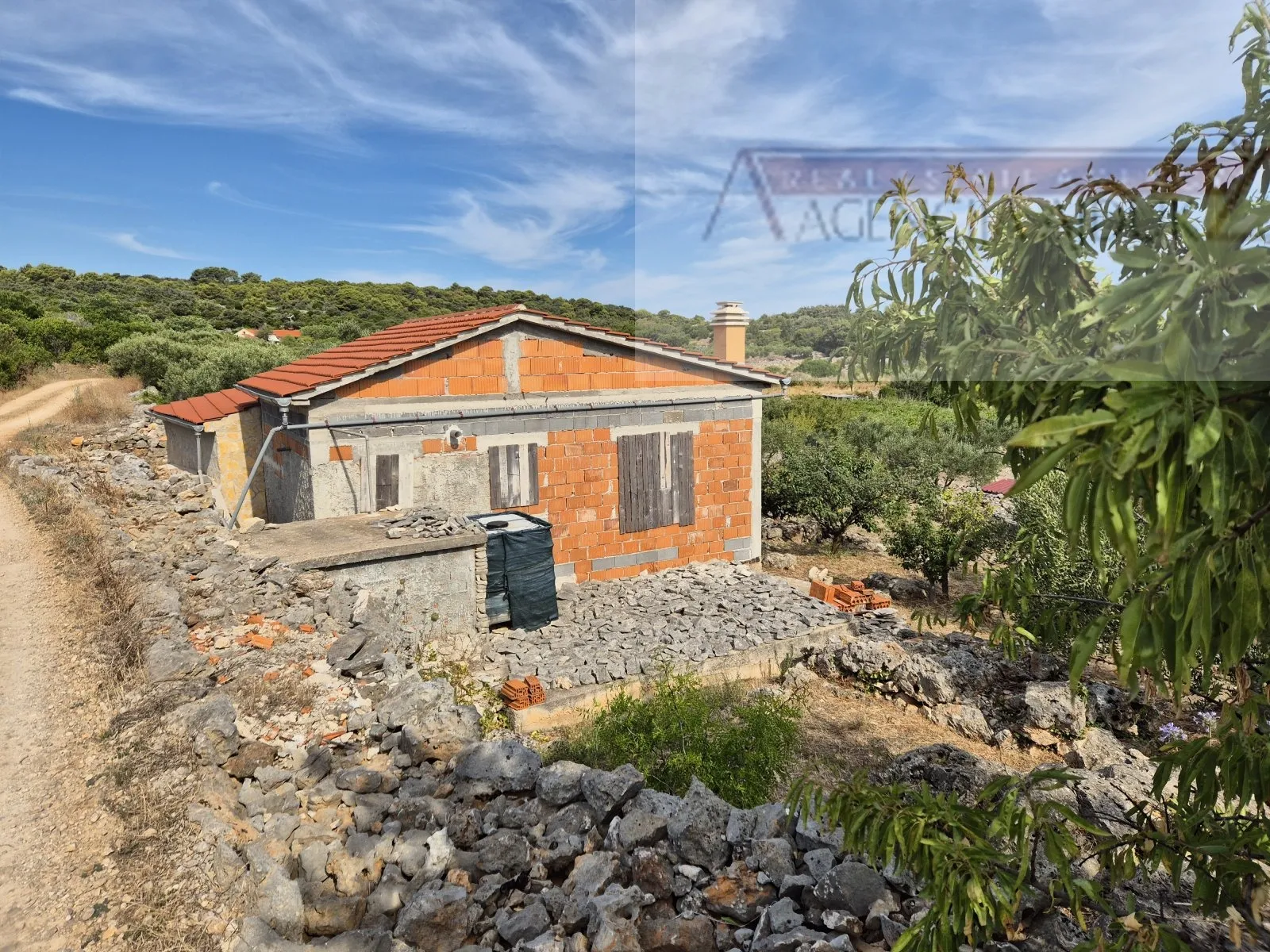 otok vis rogačić kuća u izgradnji + zemljište 5100 m2 - slika 7