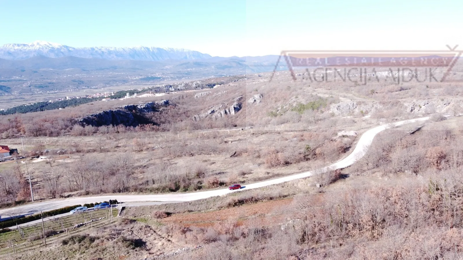 Imotski 900 m2 građevinsko zemljište Vinjani Gornji - Imotski, Imotski