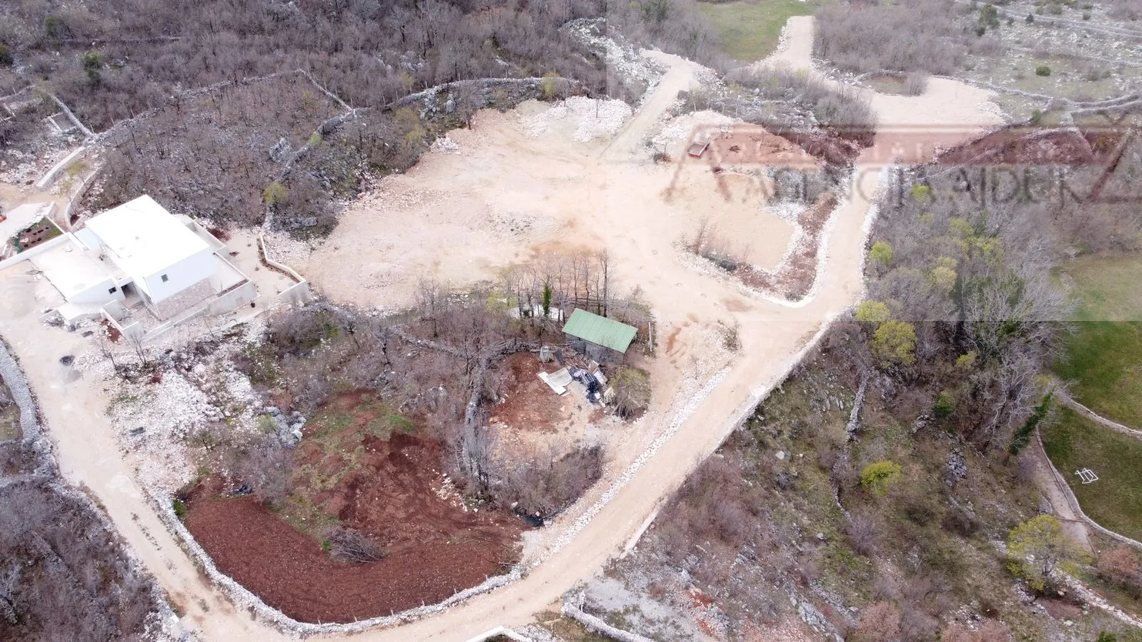 zagvozd građevinsko zemljište 944 m2 odlična lokacija - slika 5