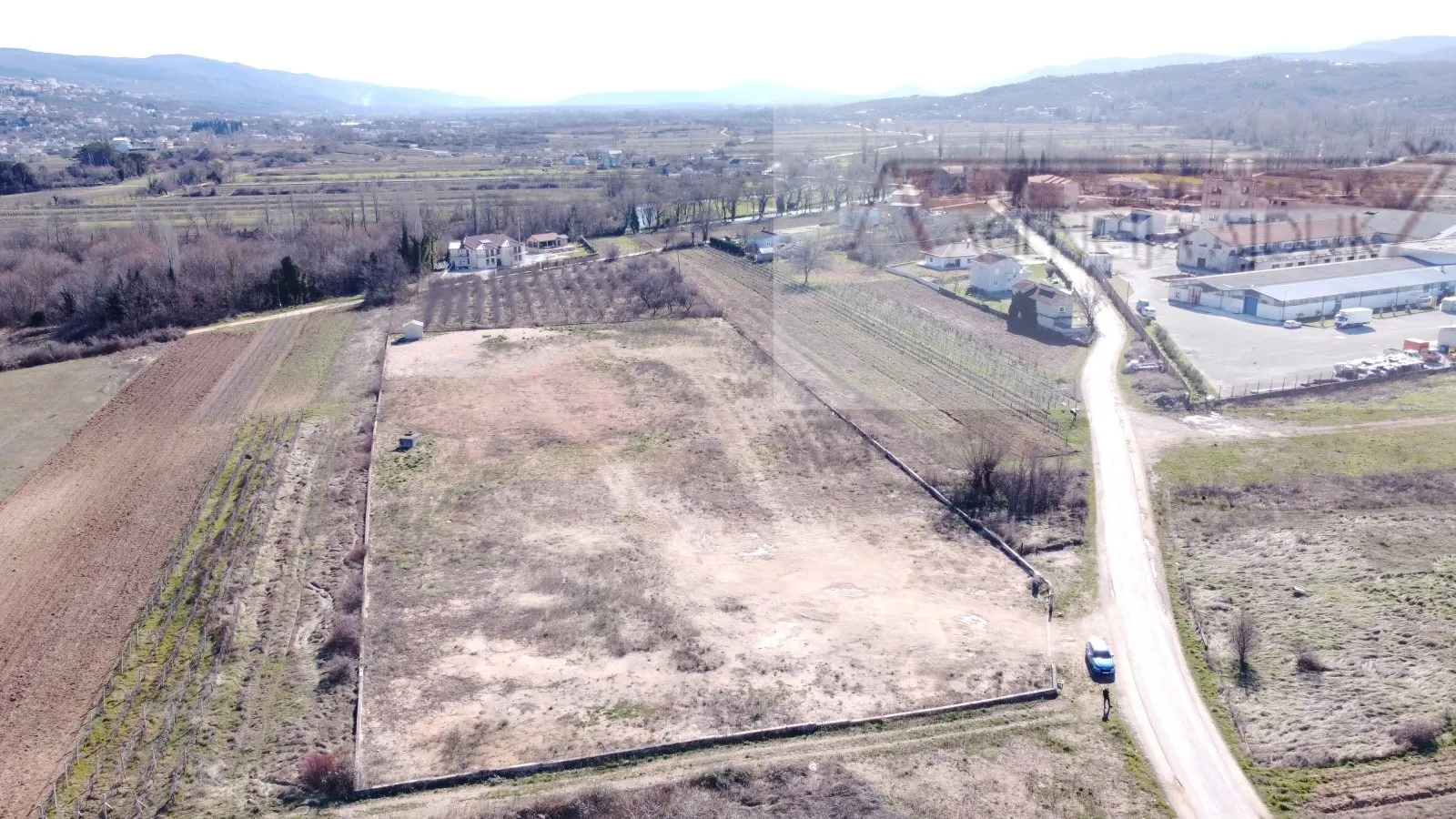 imotski najam 11430 m2 građevinsko zemljište - dugoročno - slika 4