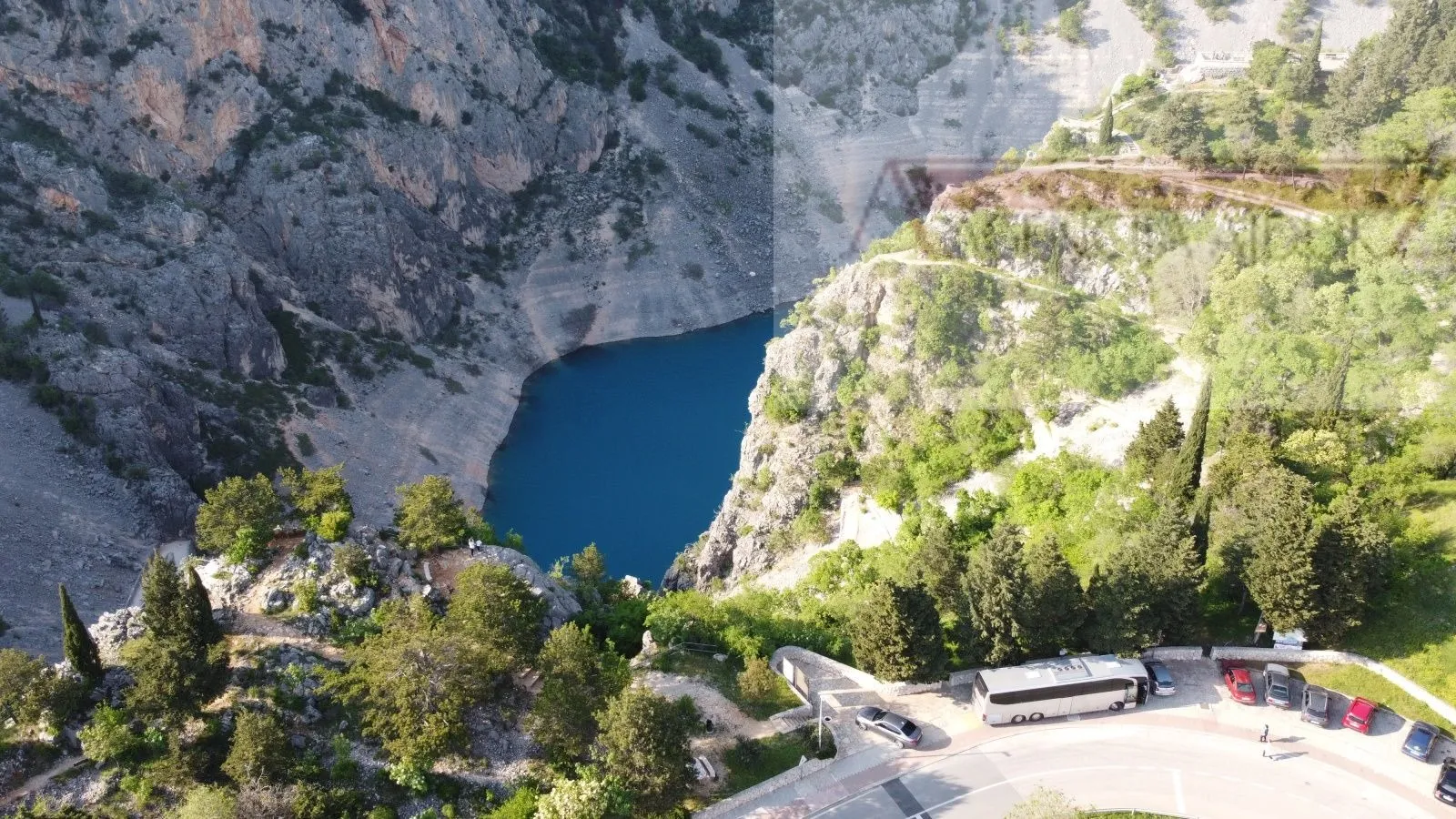 Imotski građevinsko zemljište 1176 m2 Modro jezero - TOP PONUDA! - Imotski, Imotski