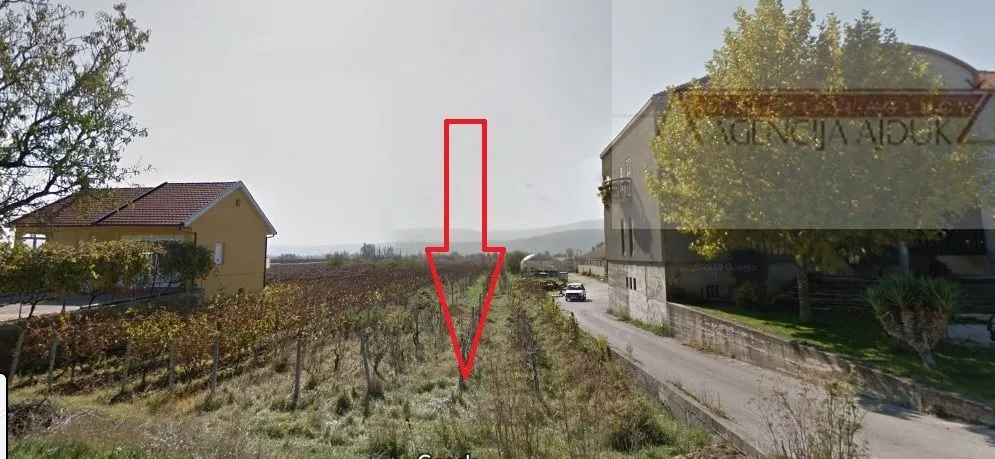 Imotski Vinjani Donji 800 m2 građevinsko + 11100 m2 poljoprivredno - Imotski, Imotski