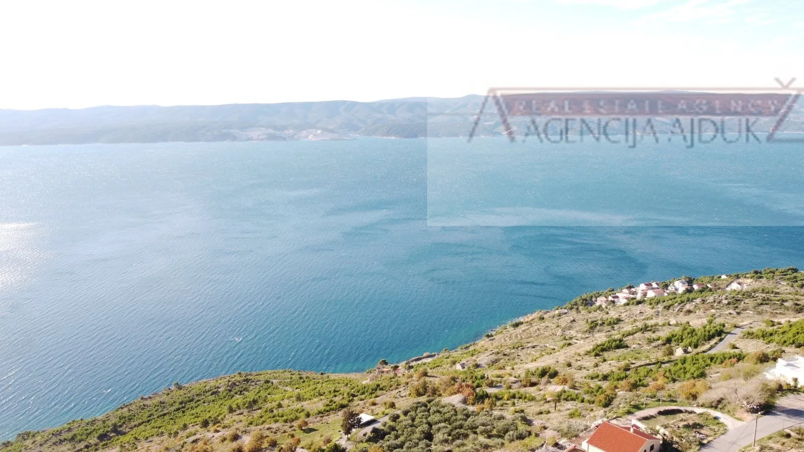 omiš stanići 3800 m2 građevinsko zemljište top loakcija - slika 6