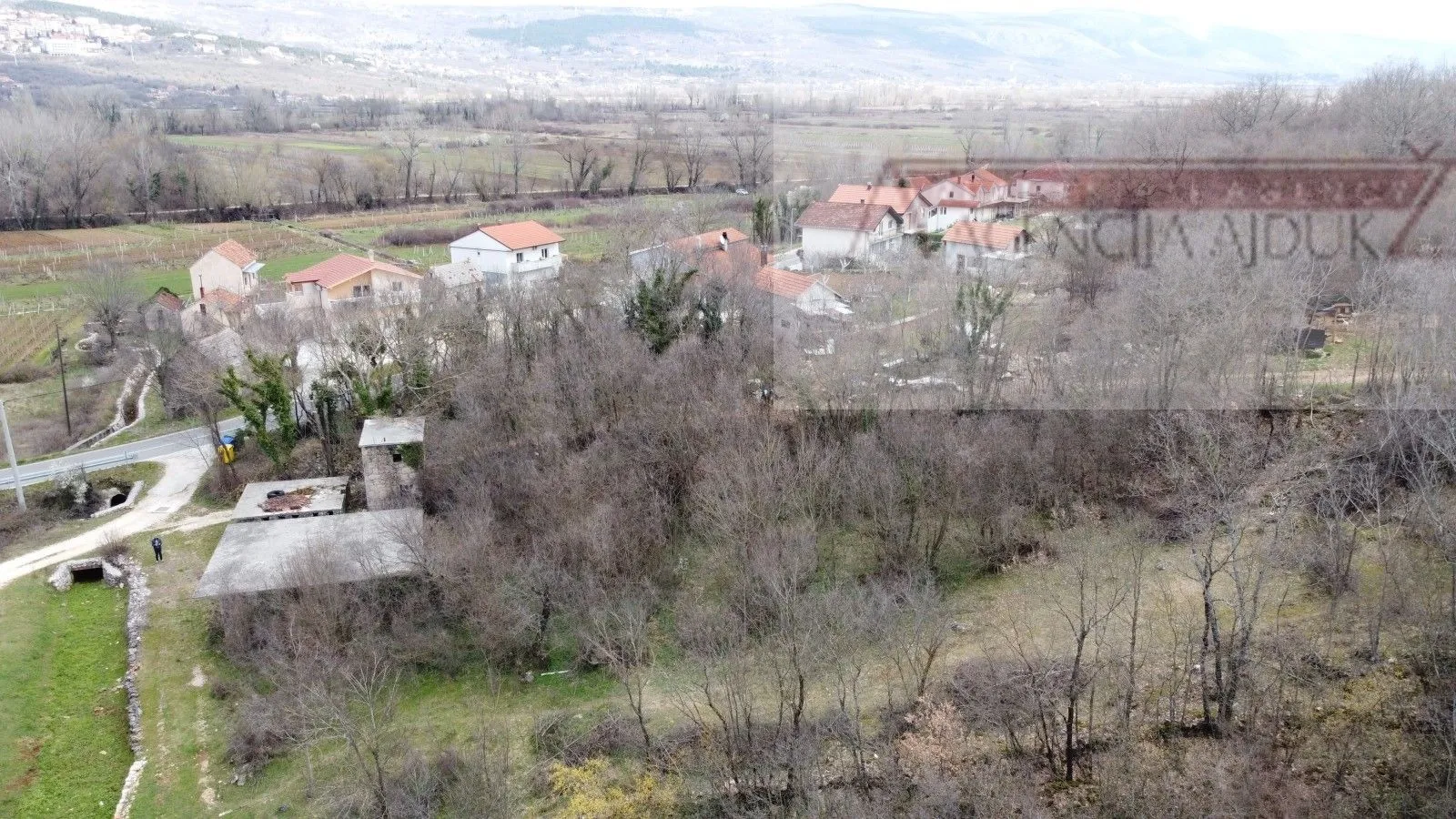 imotski kamenmost građevinsko zemljište 1595 m2 - slika 4