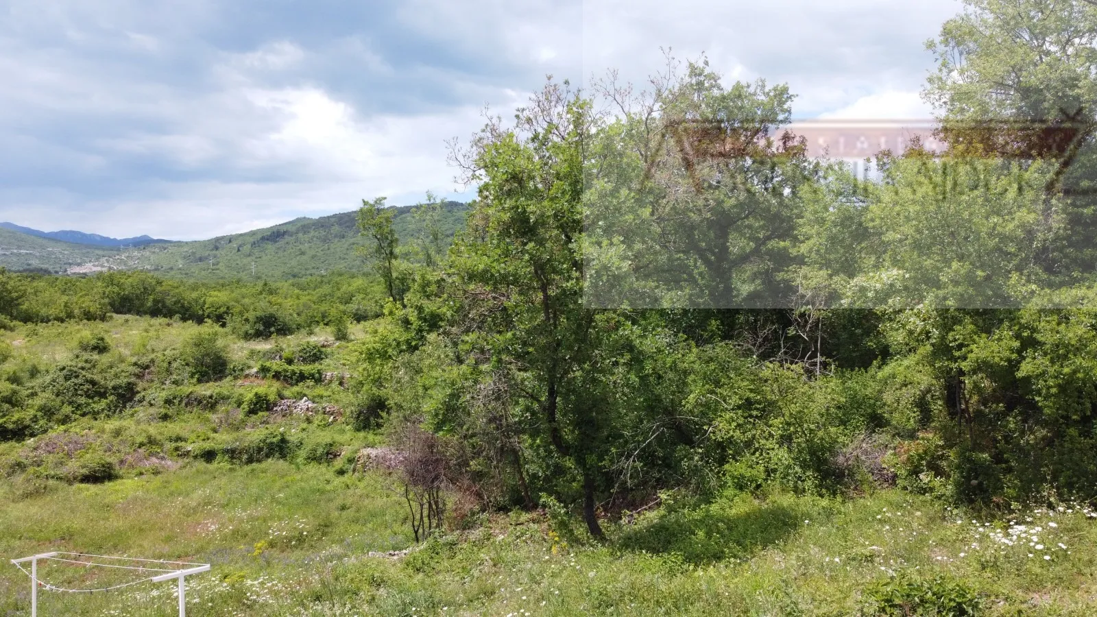 imotski poljica 1398 m2 građevinsko zemljište - novo u ponudi - slika 2