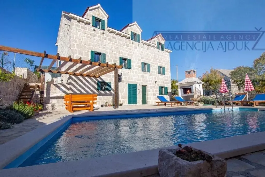 imotski - vila sa bazenom 190 m2 - top ponuda - slika 5