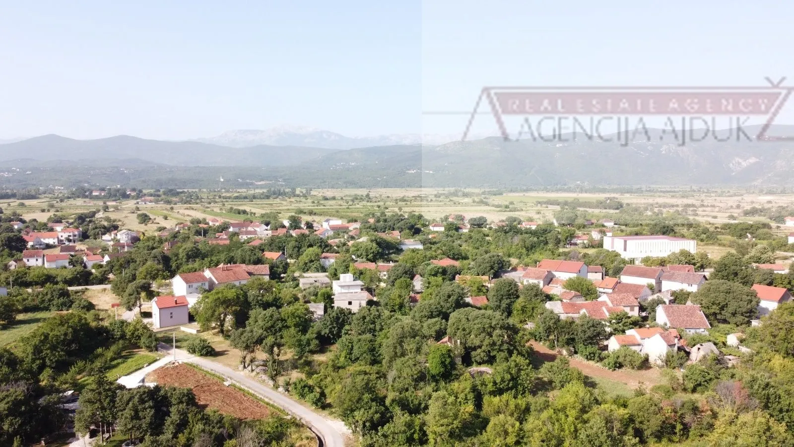 imotski donji proložac kuća 187 m2 - povoljno - slika 7