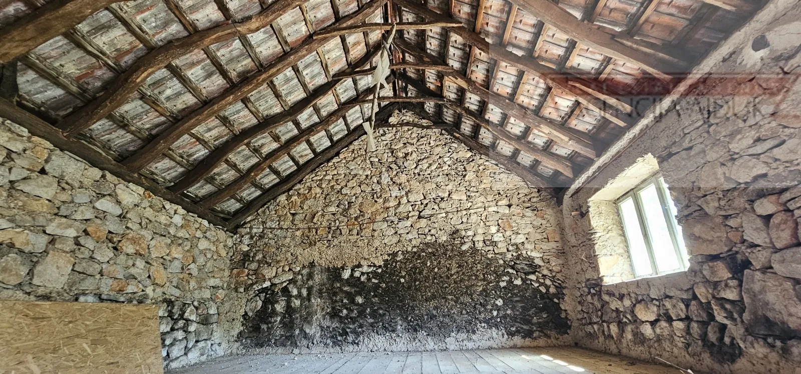 imotski obiteljska kamena kuća 250 m2 + okućnica 1209 m2 drum - slika 8