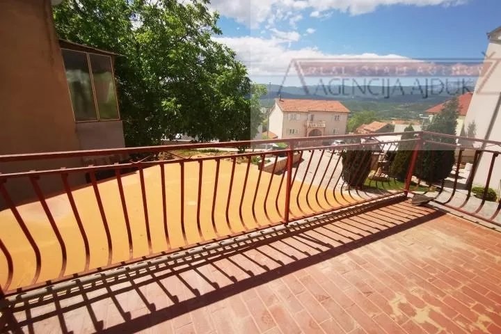 imotski poslovni prostor 88,60 m2 + terasa - najam - slika 6