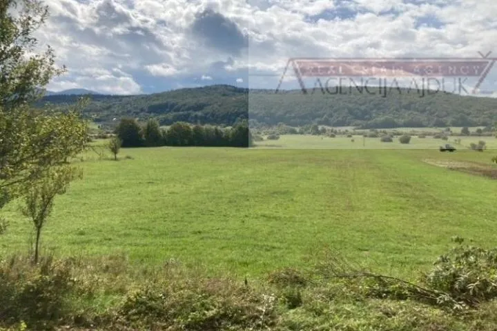 lika - stajnica građevinsko zemljište 258 m2 + građevinska dozvola - slika 2