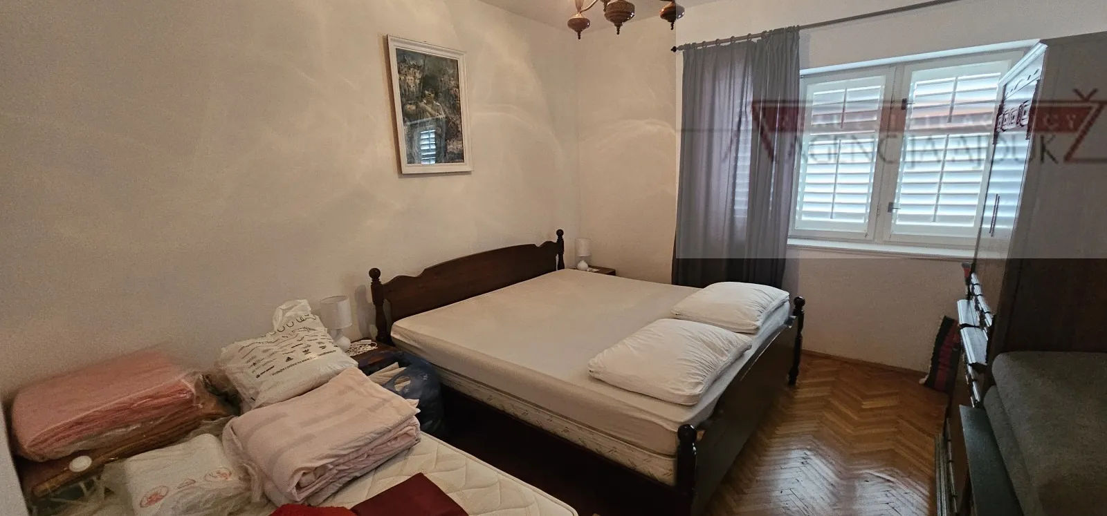 omiš stanići kuća 200 m2 - 120m od mora - otvoren pogled - slika 10
