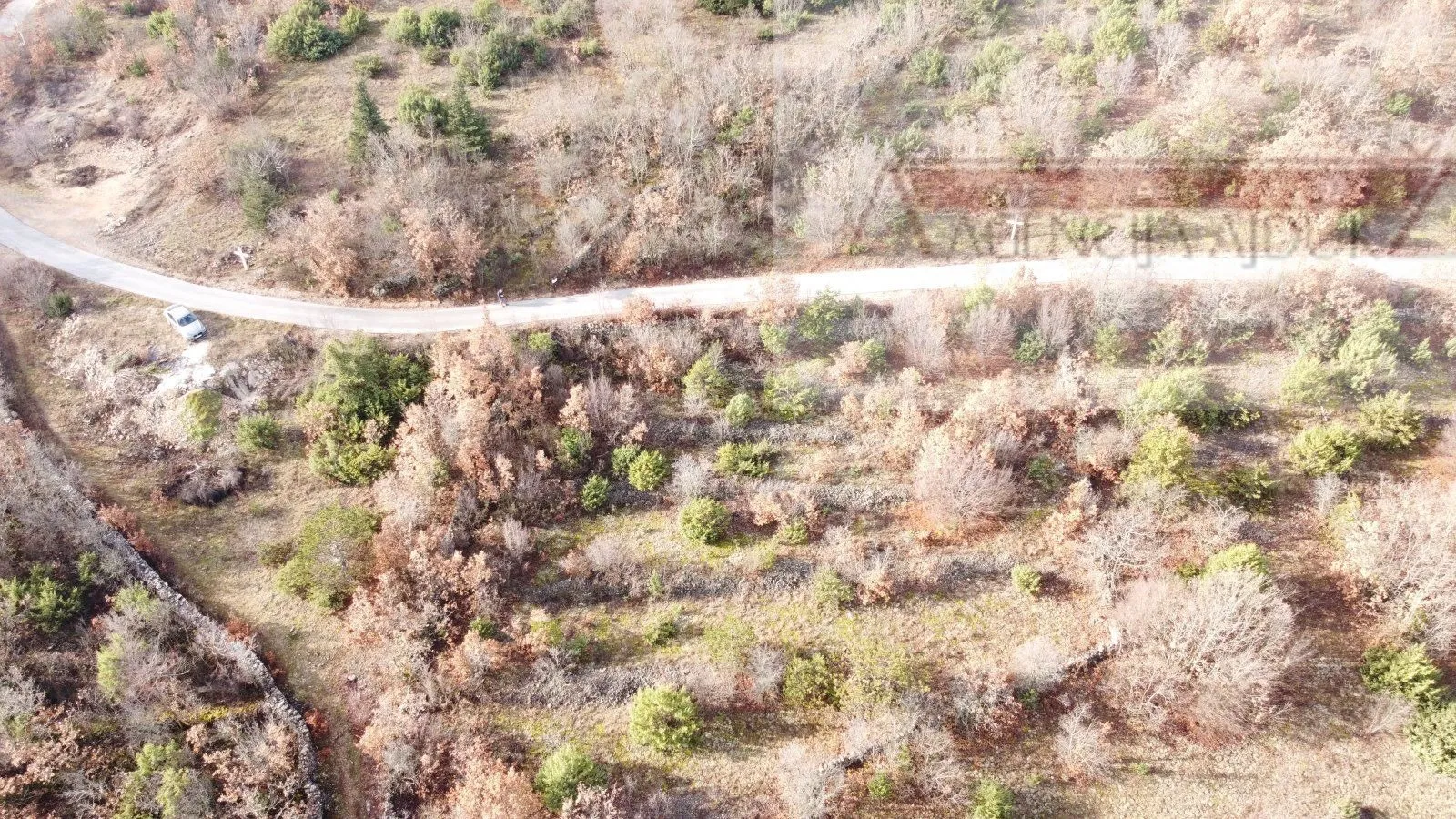 imotski zmijavci građevinsko zemljište 957 m2 - mirna lokacija - slika 7