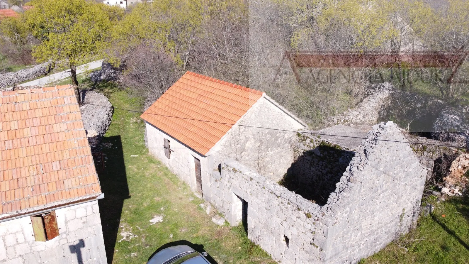 imotski - mrnjavci 4 kamene kuća 256m2 + okućnica - intima - slika 7