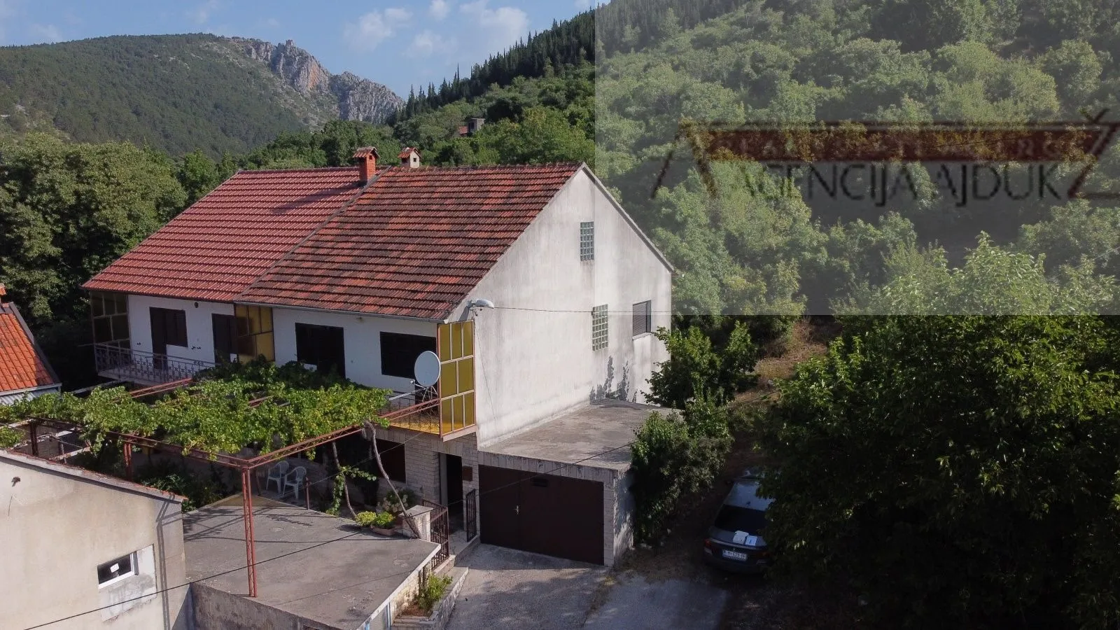 imotski donji proložac kuća 187 m2 - povoljno - slika 1
