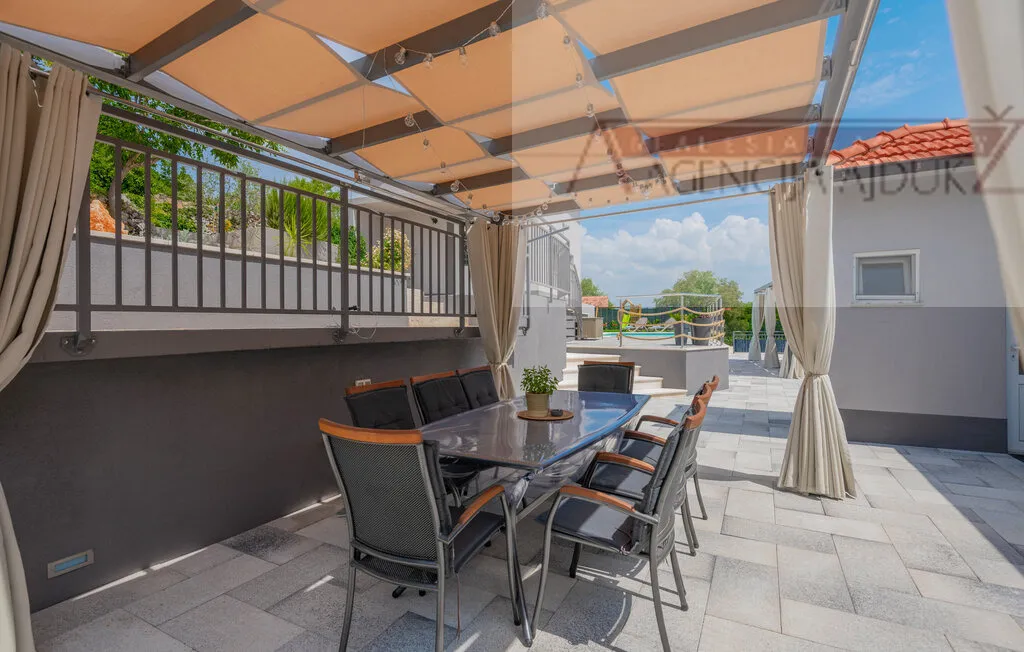 imotski kuća za odmor 338 m2 + bazen 40 m2 - novo u ponudi - slika 4