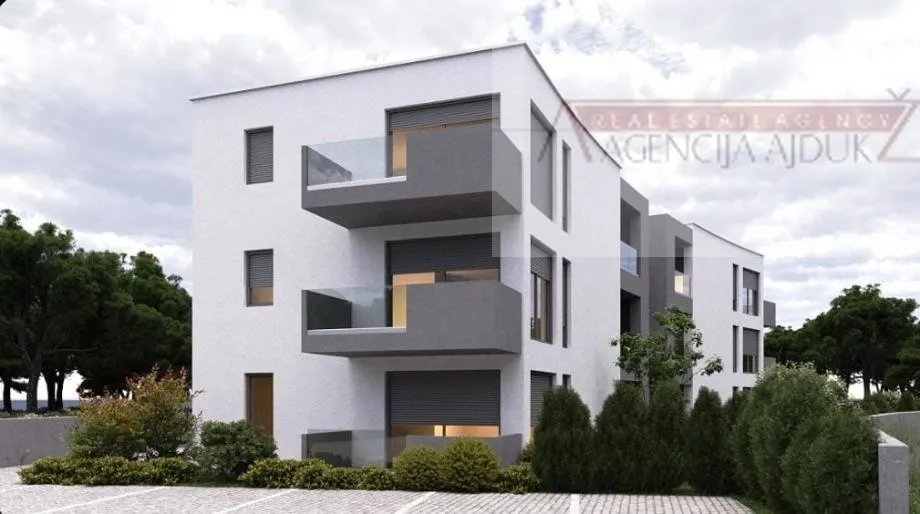 vodice novogradnja 45 m2 1sobni stan sa vrtom i parking mjestom - slika 3