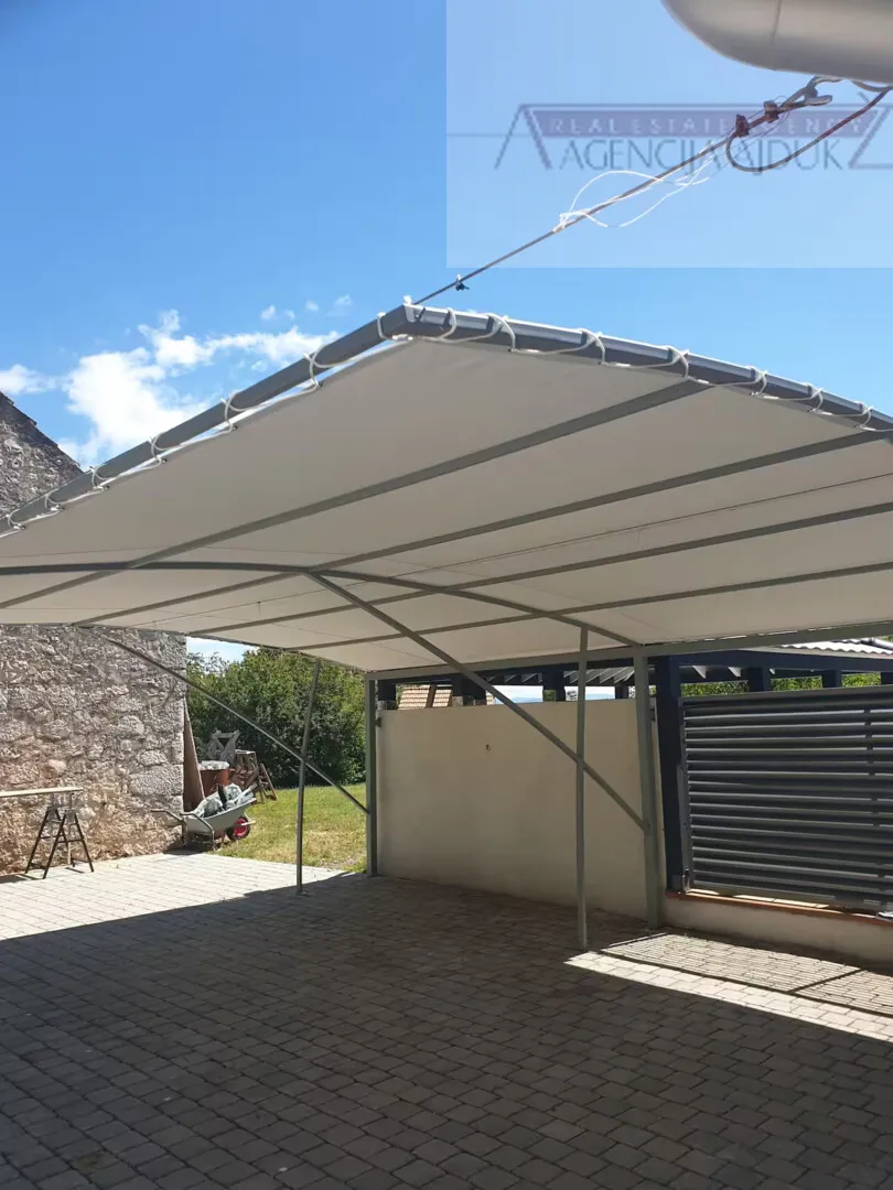 imotski kuća za odmor 187 m2 + bazen + pomoćni objekti - novo u ponudi - slika 17