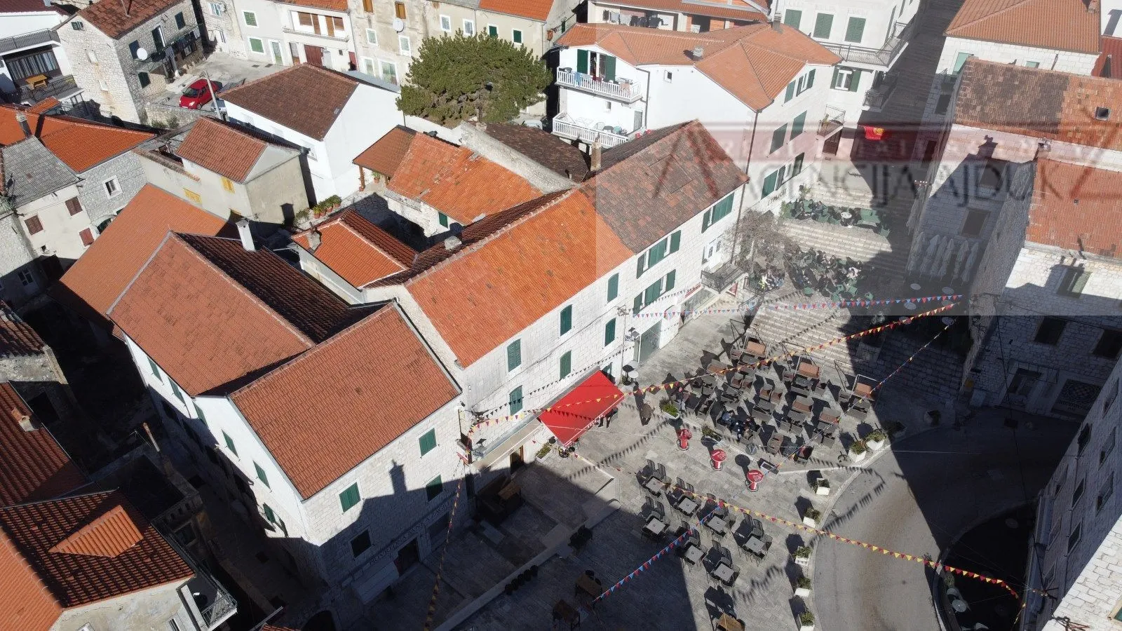 kamena kuća imotski - centar 173 m2 - sniženo! - slika 4