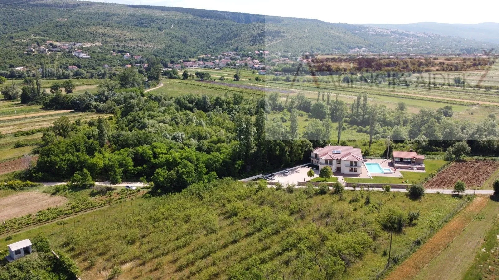 imotski građevinsko zemljište 7000 m2 - akcija - slika 2