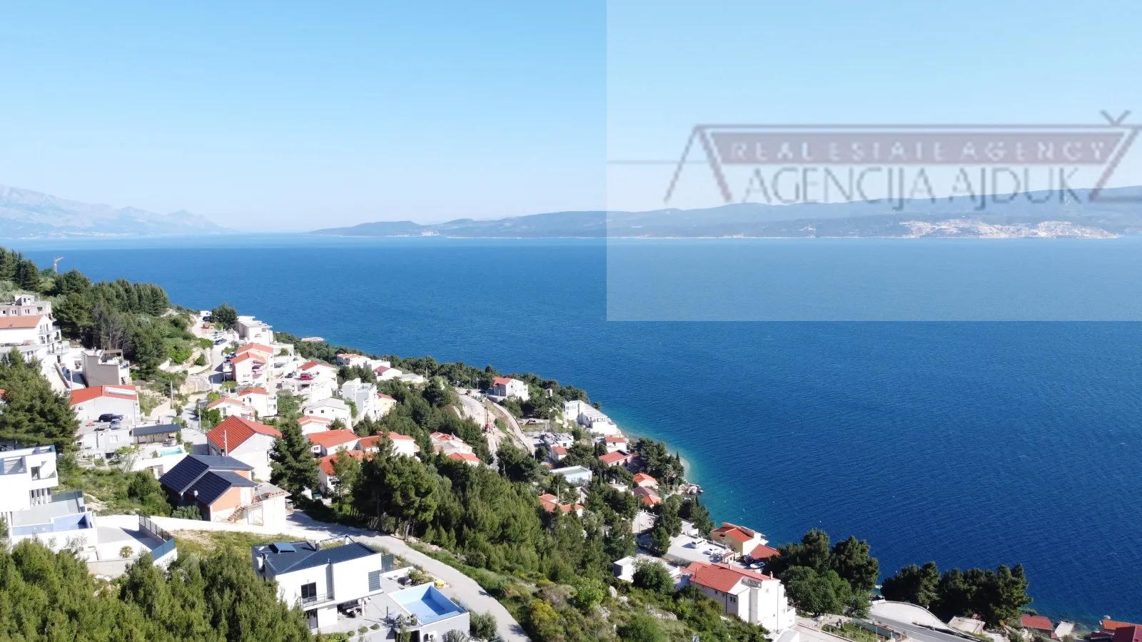 omiš čelina 498 m2 građevinsko zemljište - otvoren pogled na more - slika 2