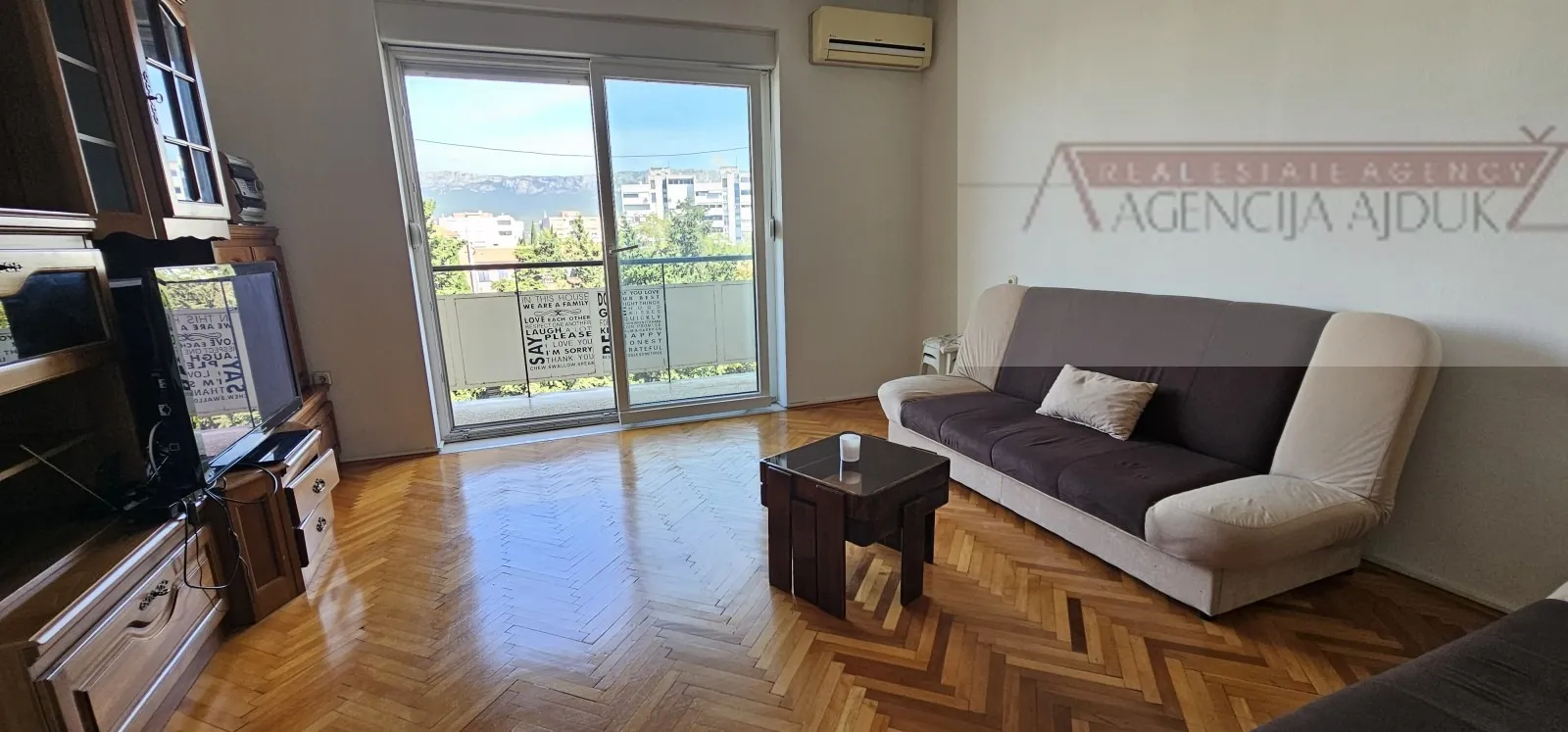split gundulićeva najam stana 65,88 m2 - dugoročno! - slika 2