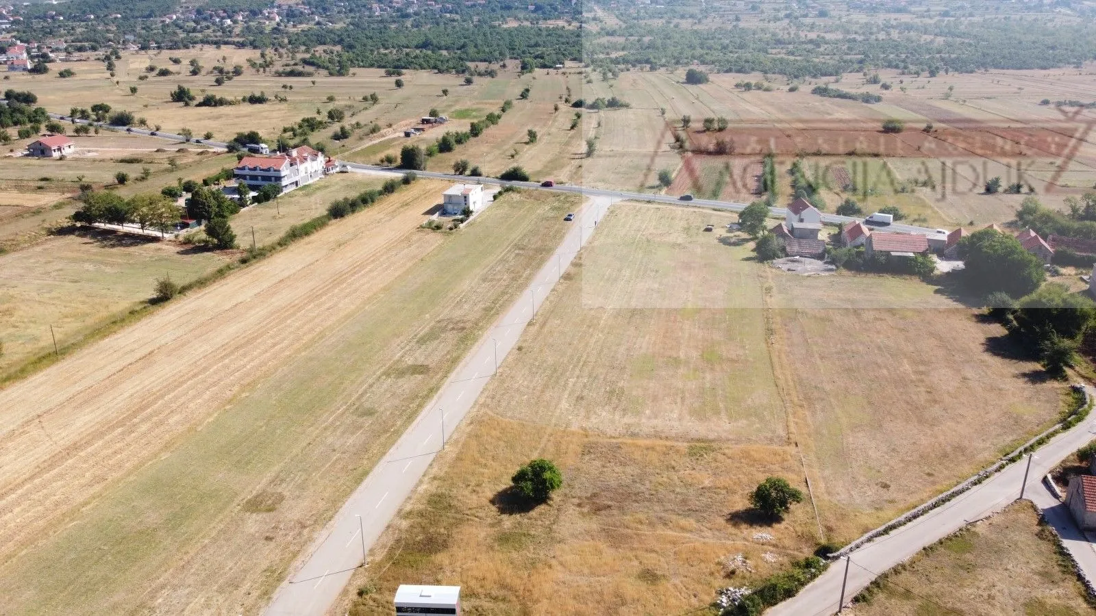 dicmo najam građevinskog zemljišta 5378 m2 - novo u ponudi - slika 5
