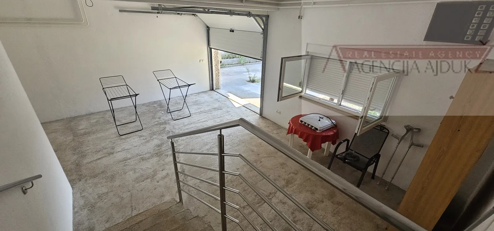 imotski lug obiteljska kuća 300 m2 najam - slika 5
