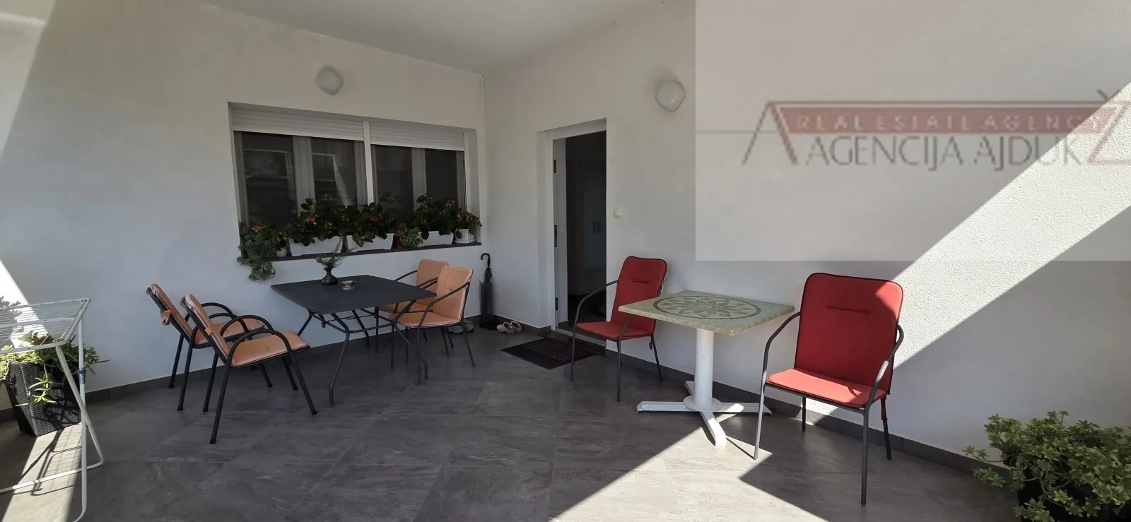 imotski proložac donji kuća 120 m2 + parking i vrt - novo - slika 5