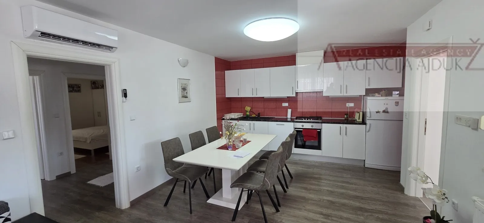 imotski proložac donji kuća 120 m2 + parking i vrt - novo - slika 3