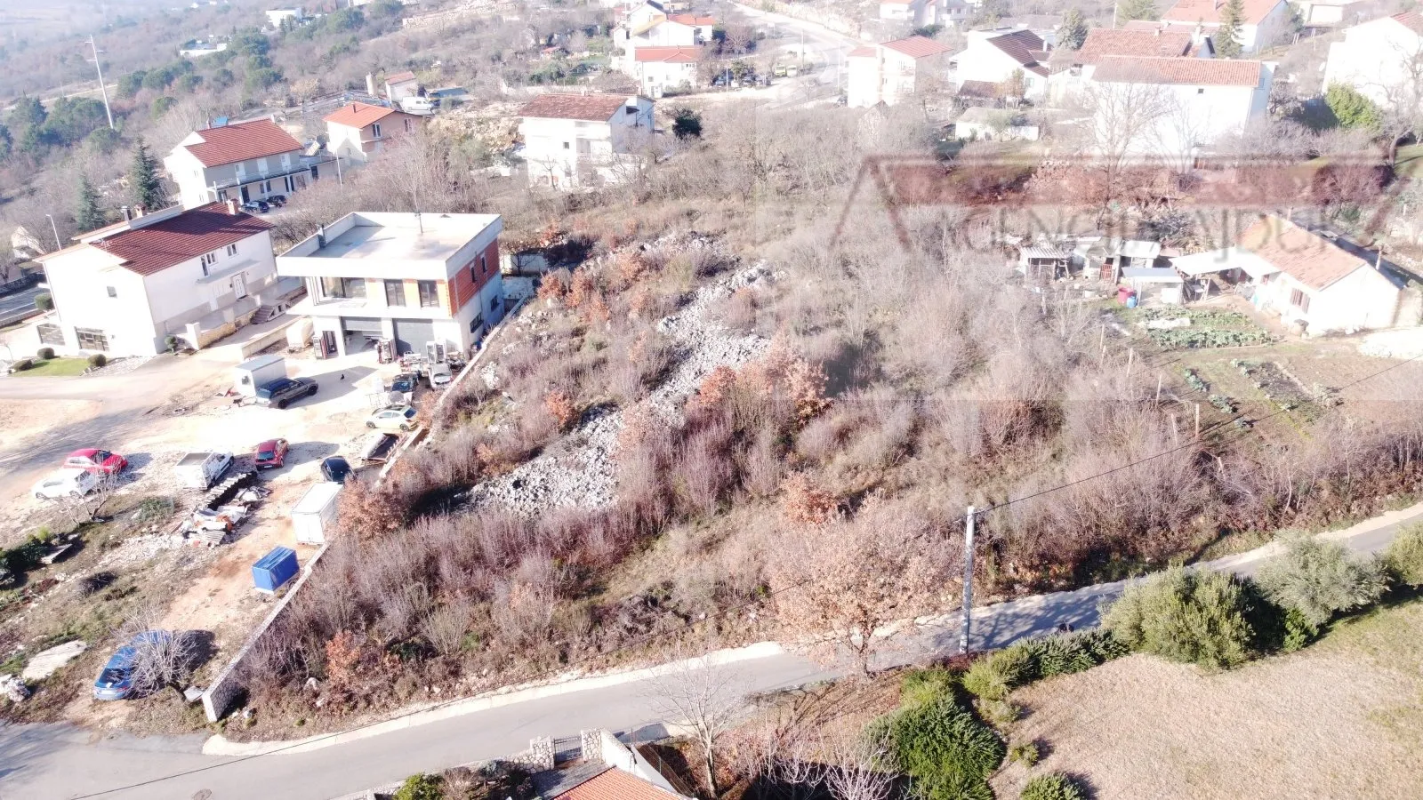 Imotski 2271 m2 građevinsko zemljište - NOVO! - Imotski, Imotski