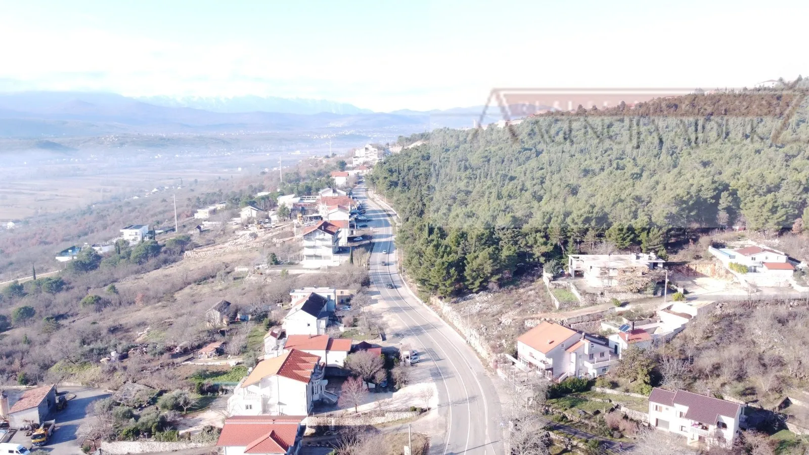 imotski 2271 m2 građevinsko zemljište - novo! - slika 7