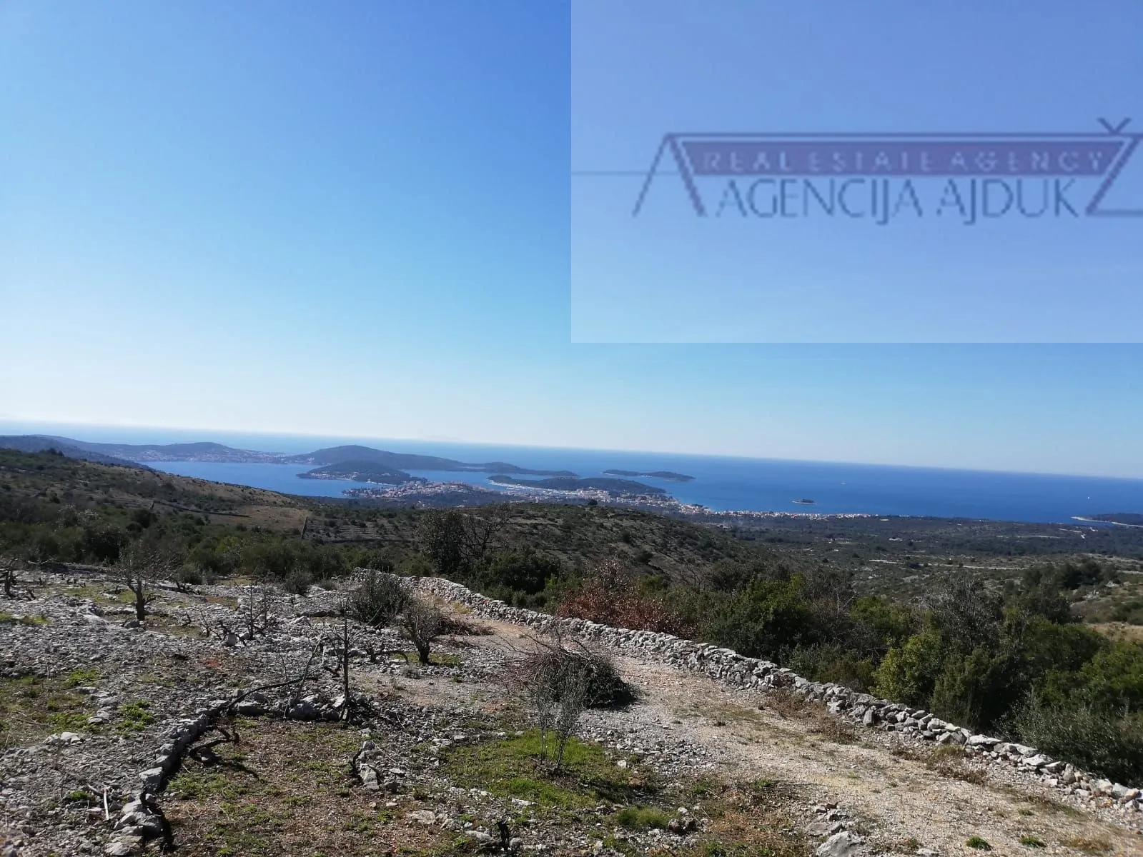 Šibenik Rogoznica 5636 m2 sa kućicom, pogled na more! - Oglavci, Rogoznica
