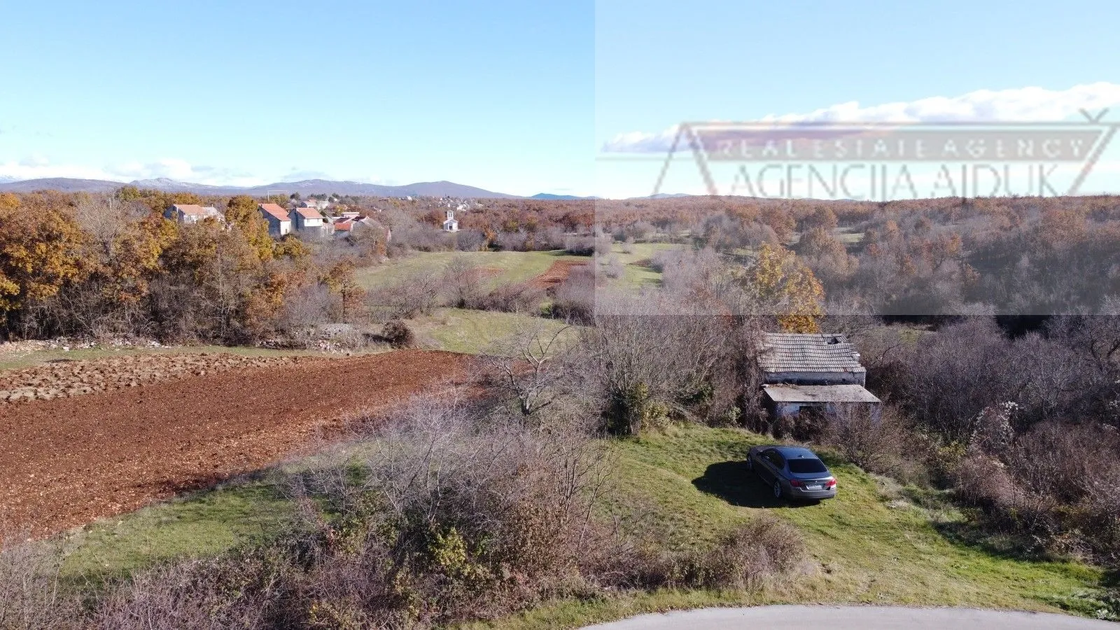 imotski objekt + građevinsko zemljište 2569 m2 proložac gornji - slika 3