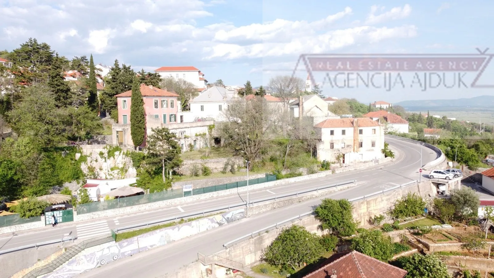 imotski građevinsko zemljište 1176 m2 modro jezero - top ponuda! - slika 2