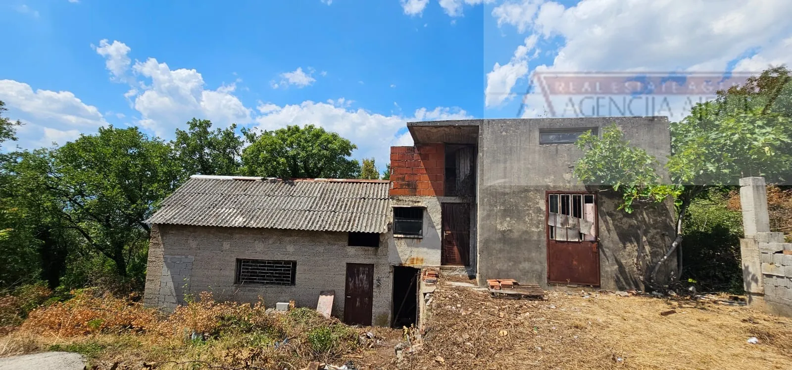 imotski samostojeća kuća 140 m2 na parceli od 1196 m2 - novo u ponudi - slika 10