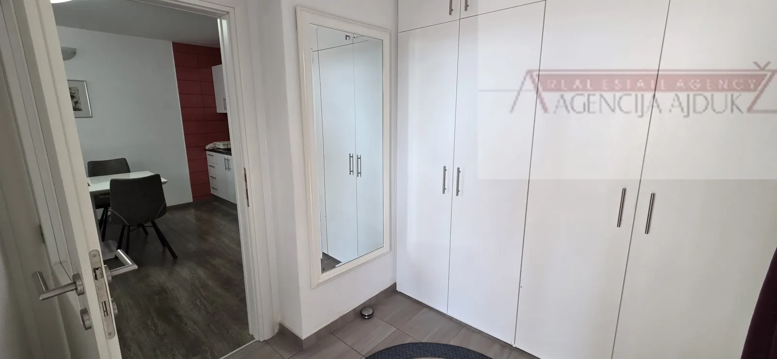 imotski proložac donji kuća 120 m2 + parking i vrt - novo - slika 4