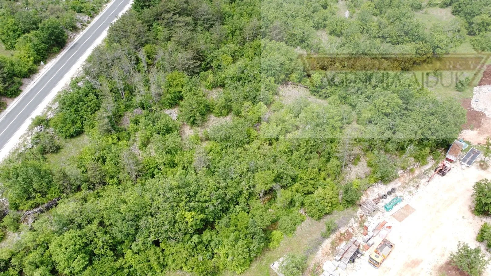 imotski poljica građevinsko zemljište 2502 m2 + objekti - novo - slika 8