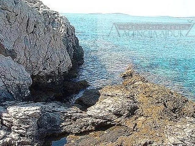 šolta nečujam, građevinsko zemljište 5115 m2 - slika 3