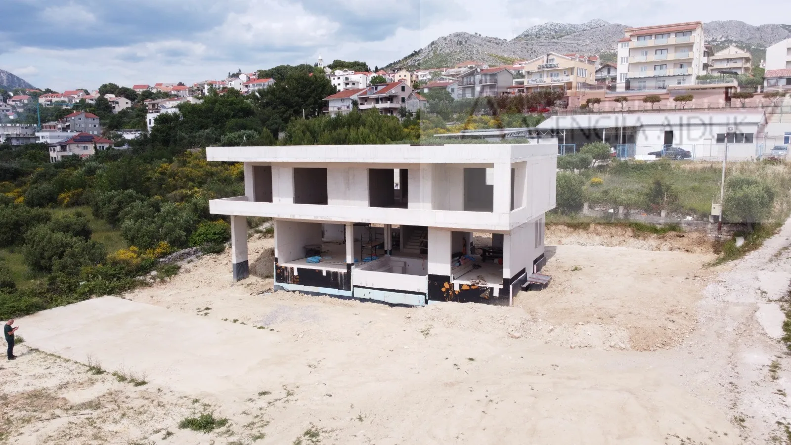 solin mravince moderna vila u izgradnji 521 m2 na parceli od 1473 m2 - slika 7