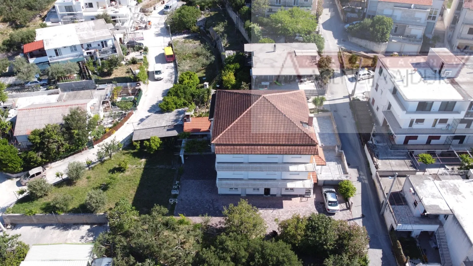kuća prodaja omiš 560 m2 - slika 5