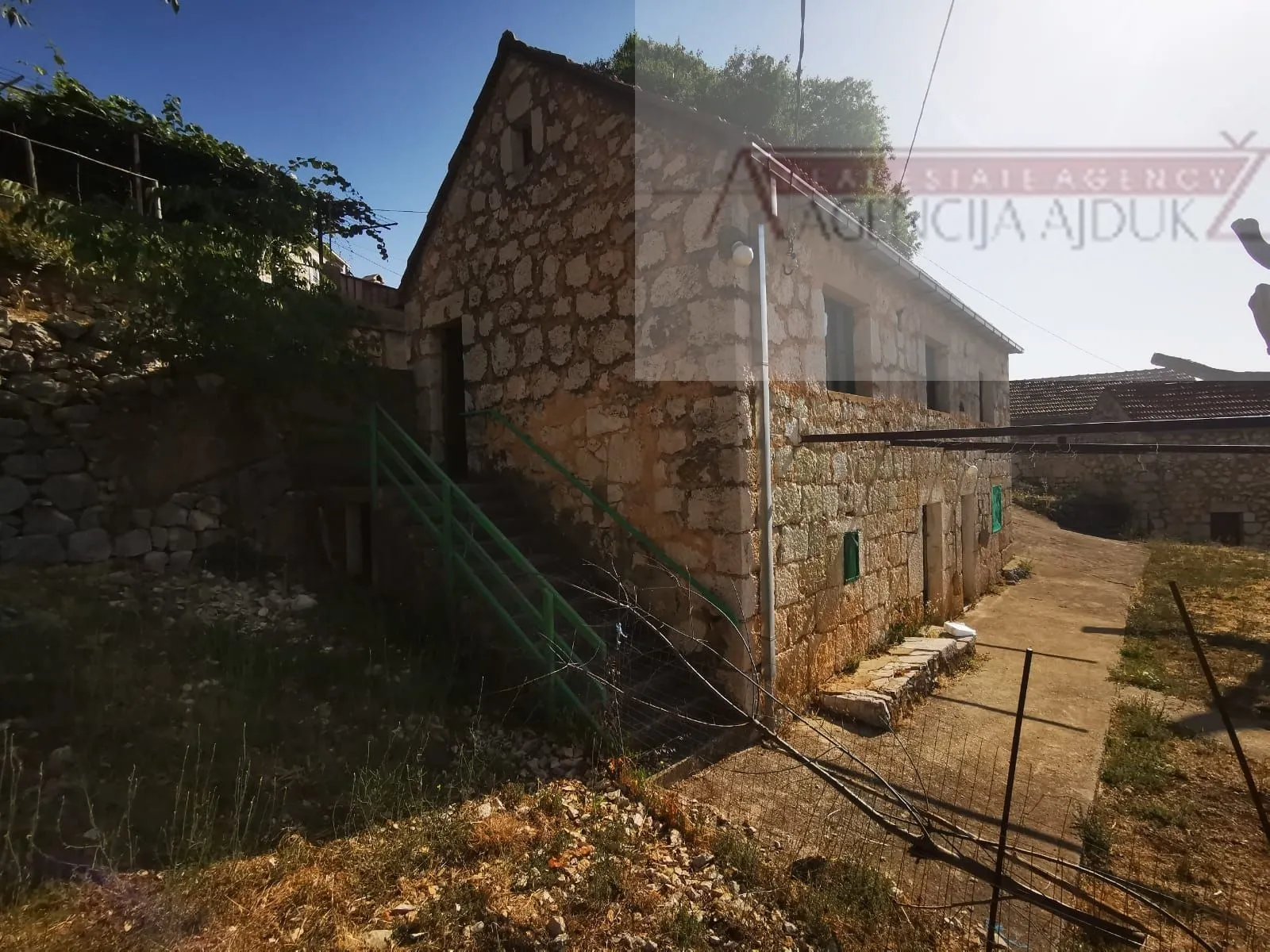 imotski lokvičići kamene kuće na parceli od 2035 m2 - ekskluziva - slika 4