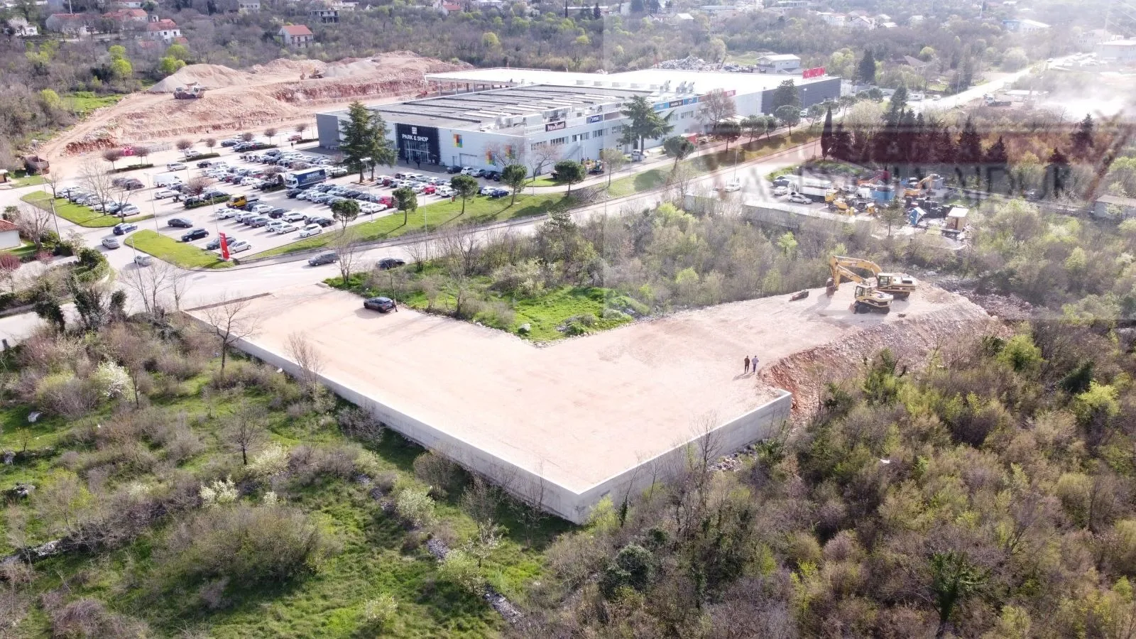 imotski najam građevinskog zemljišta 2000 m2 - novo!!! - slika 2
